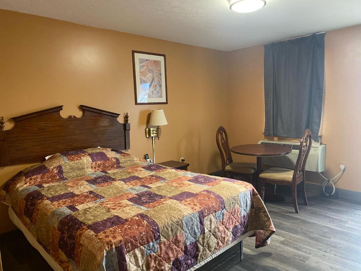 Hoosier Travel Lodge Jeffersonville Exteriör bild